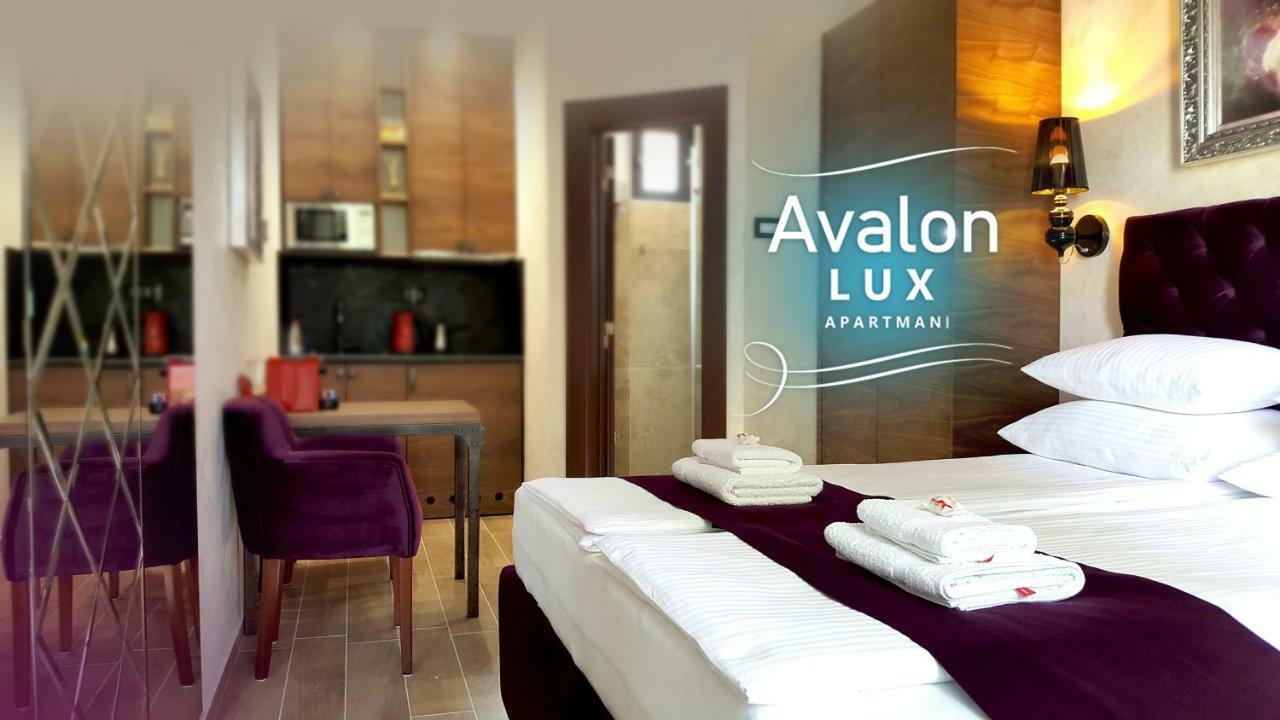 Avalon Lux Studio Apartment Novi Sad Exterior foto
